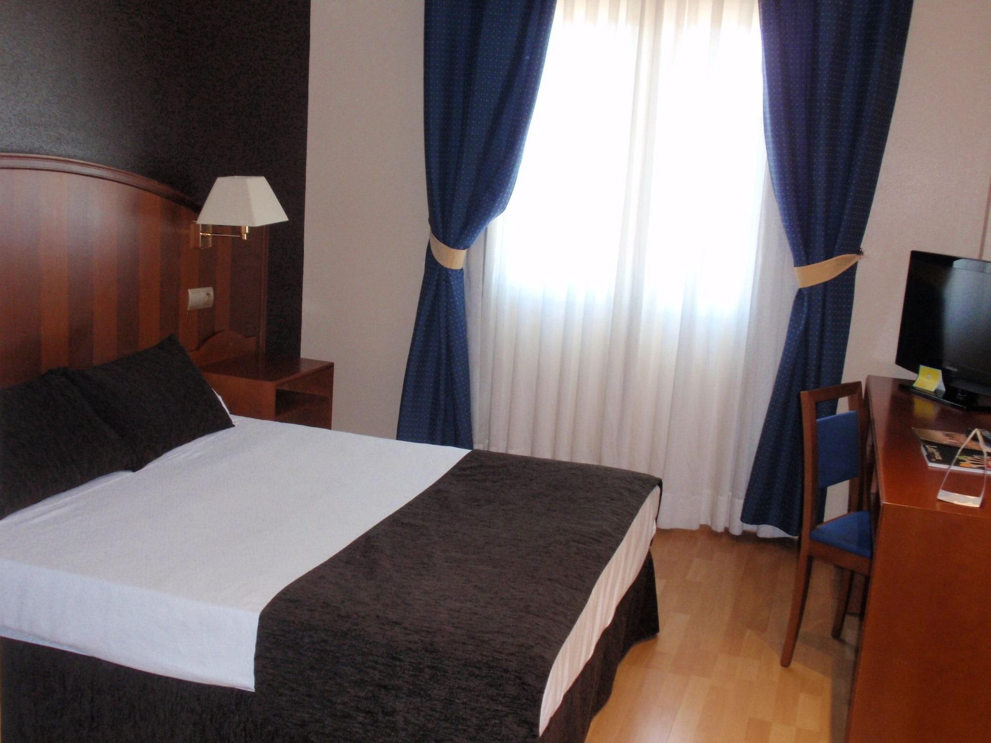 Ponferrada Plaza Hotel Екстериор снимка